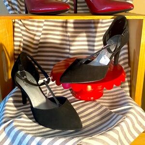 #10 IMPO Buckled Heels - Black w/Metal